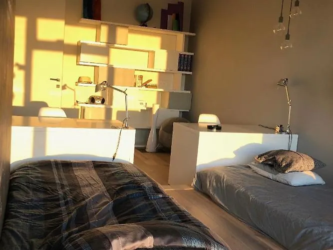 Vantage Point Sky Tower דירה *